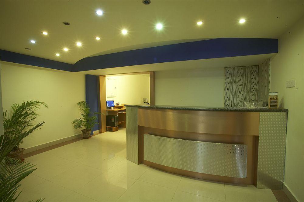 Hotel Crescent Inn Chennai Ngoại thất bức ảnh