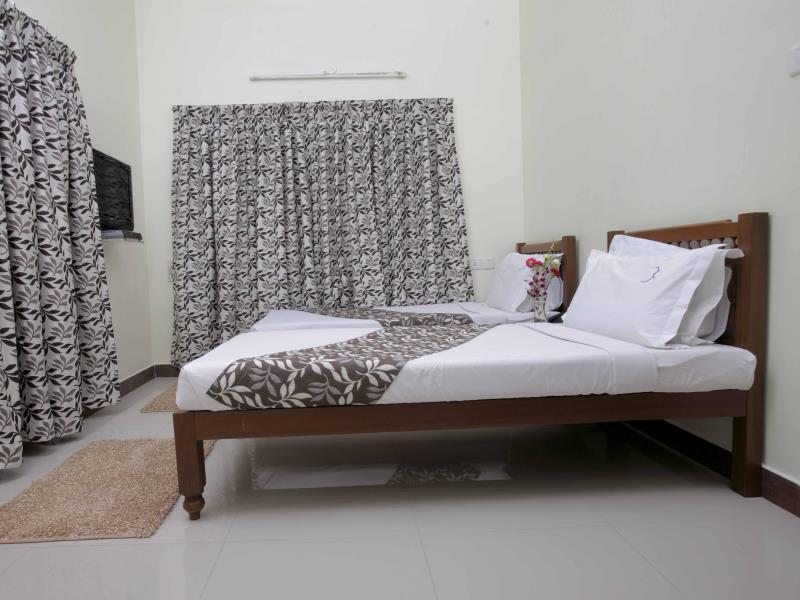 Hotel Crescent Inn Chennai Ngoại thất bức ảnh
