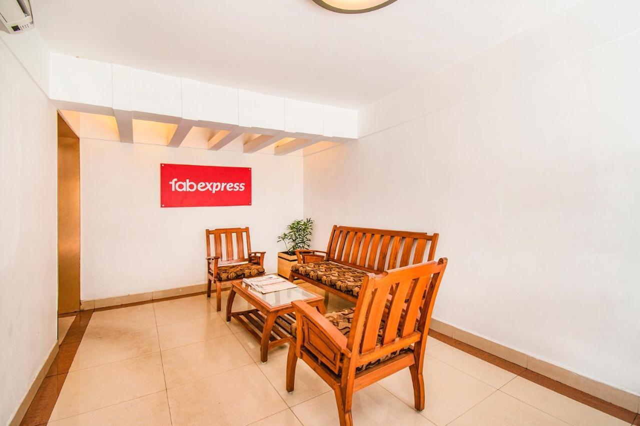 Hotel Crescent Inn Chennai Ngoại thất bức ảnh
