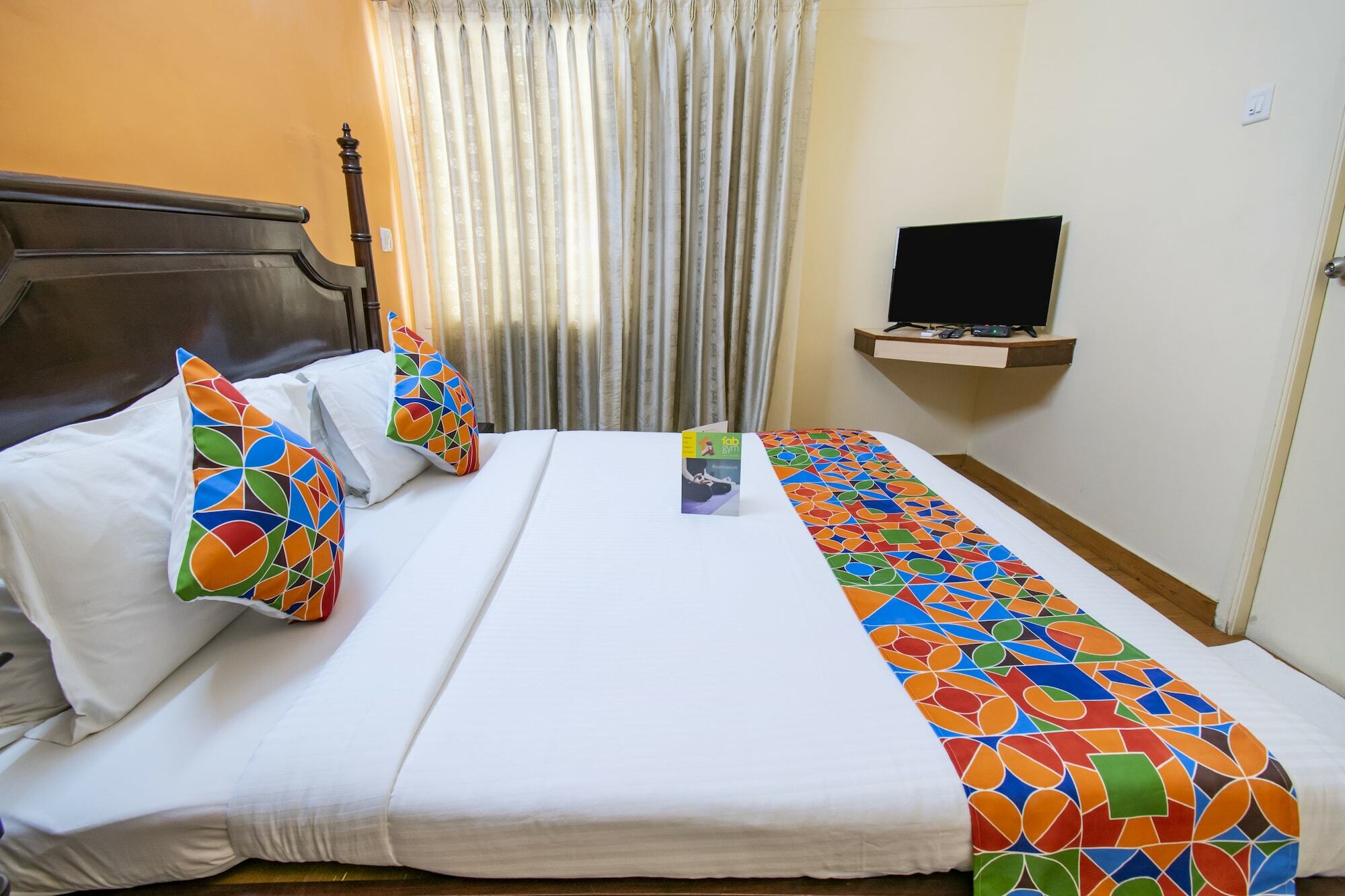 Hotel Crescent Inn Chennai Ngoại thất bức ảnh